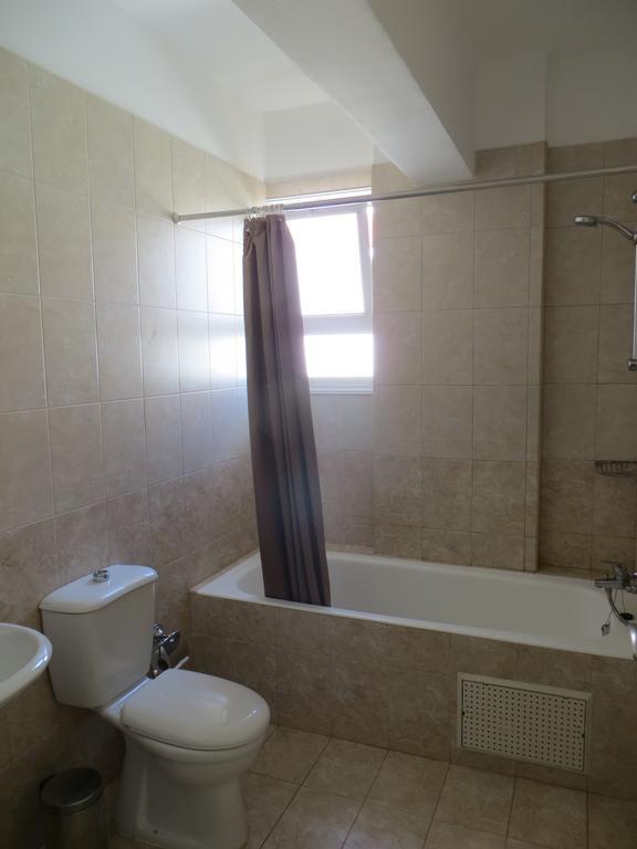 Melania Apartment Paphos Extérieur photo